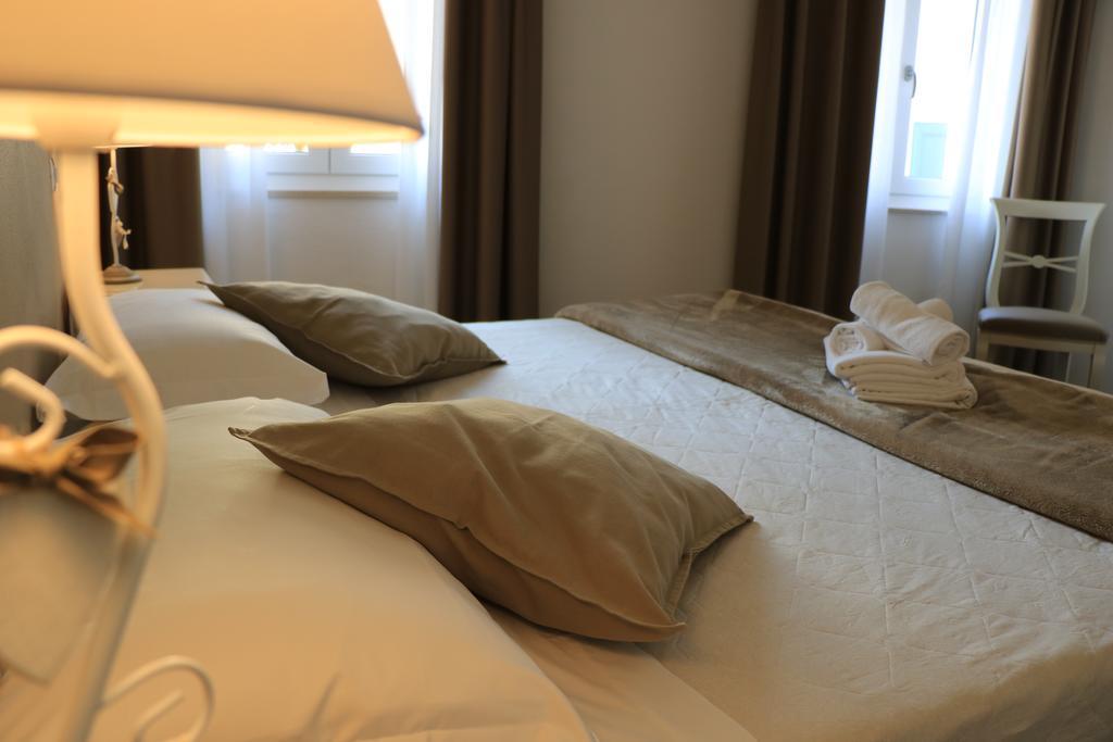 Hotel RivaMia Esterno foto